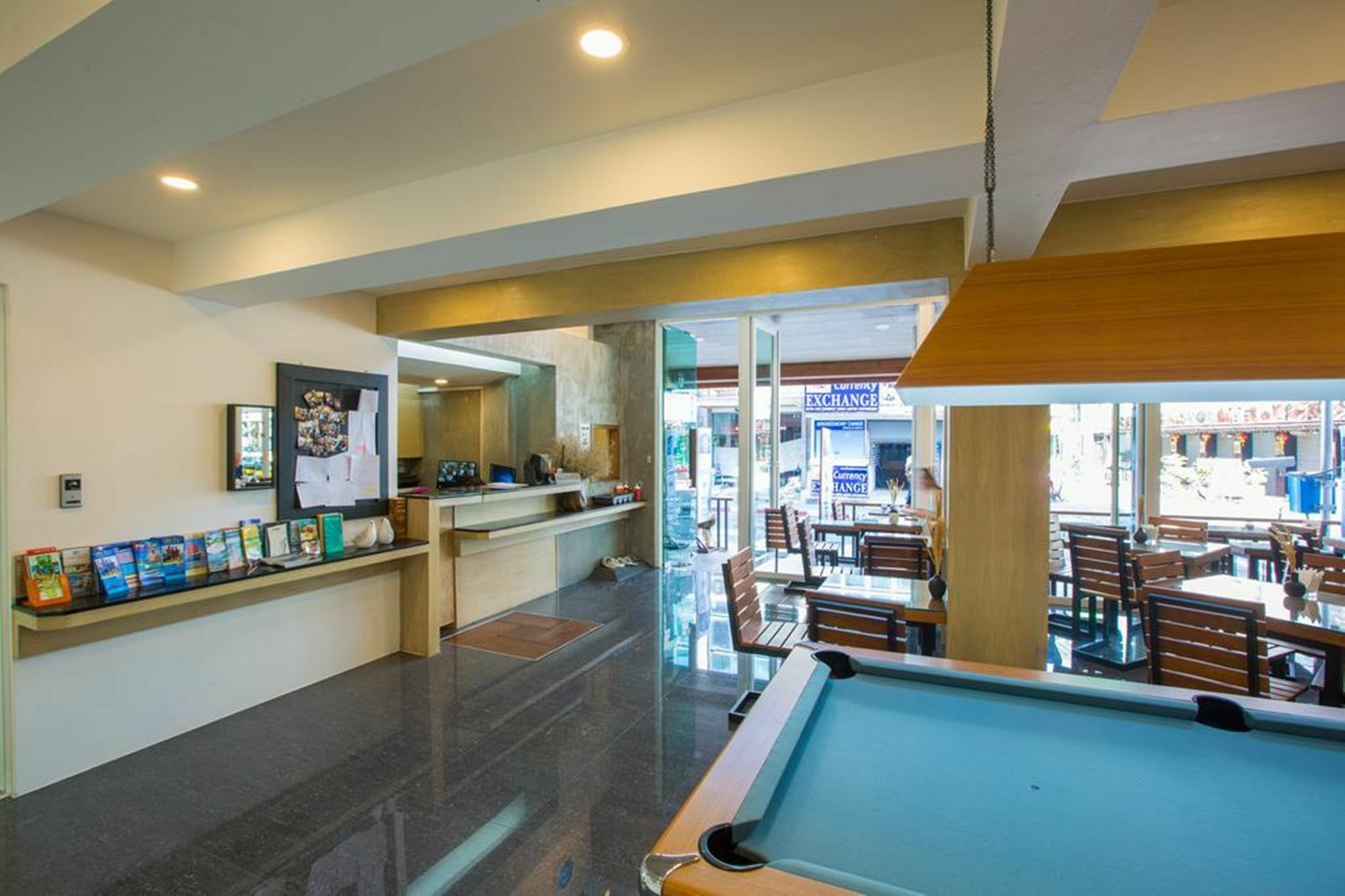 P168 Samui Hostel