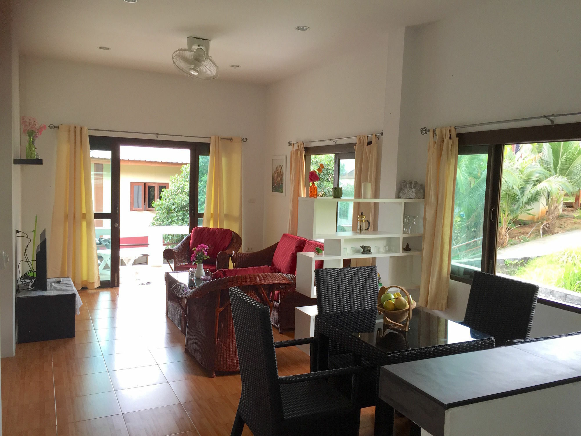 Cosy 2 Bedrooms House Villa *