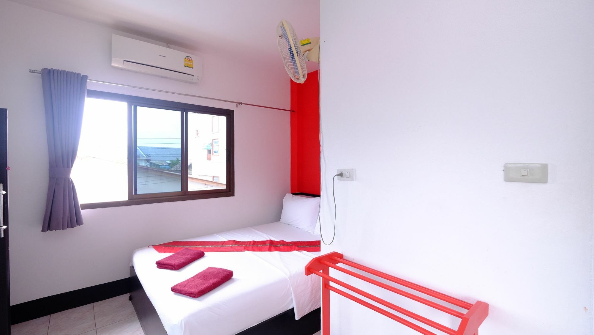 C.samui Guest house