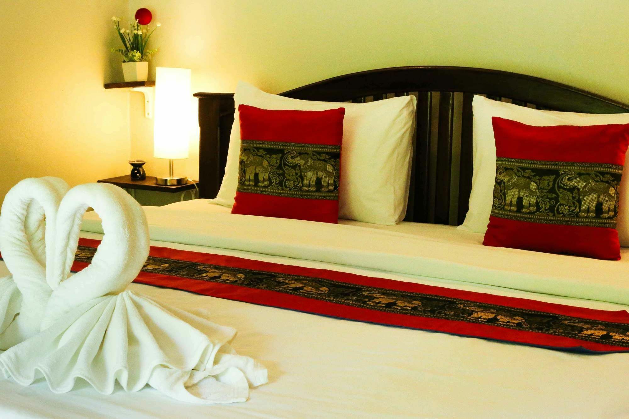 Resort Bang Po Hut 3*