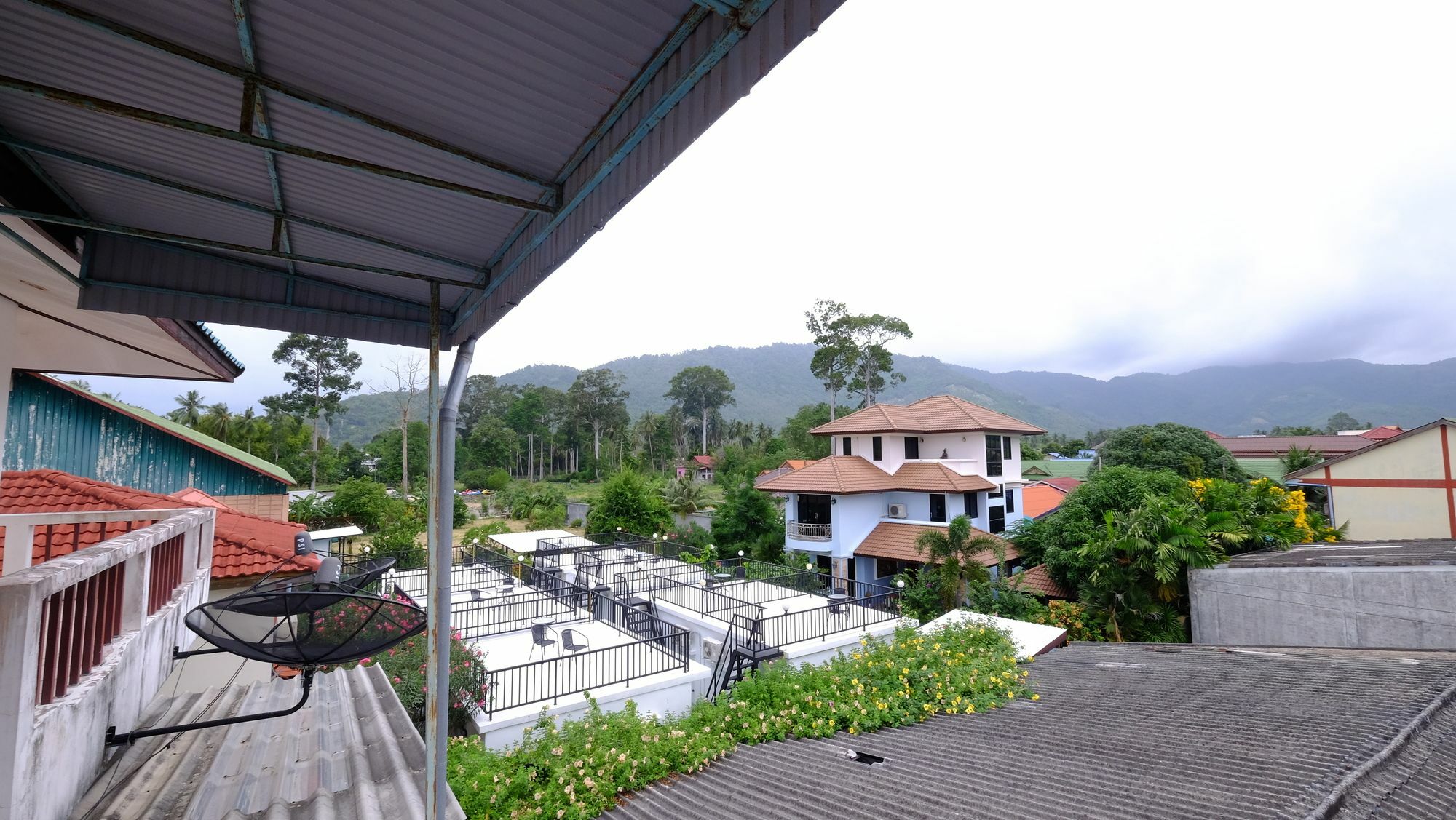 C.samui Guest house