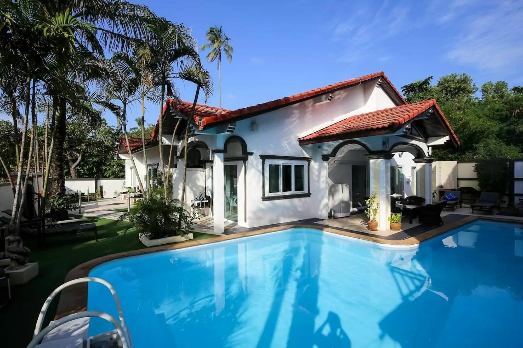 5 Bedroom In Fisherman's Village Villa *
