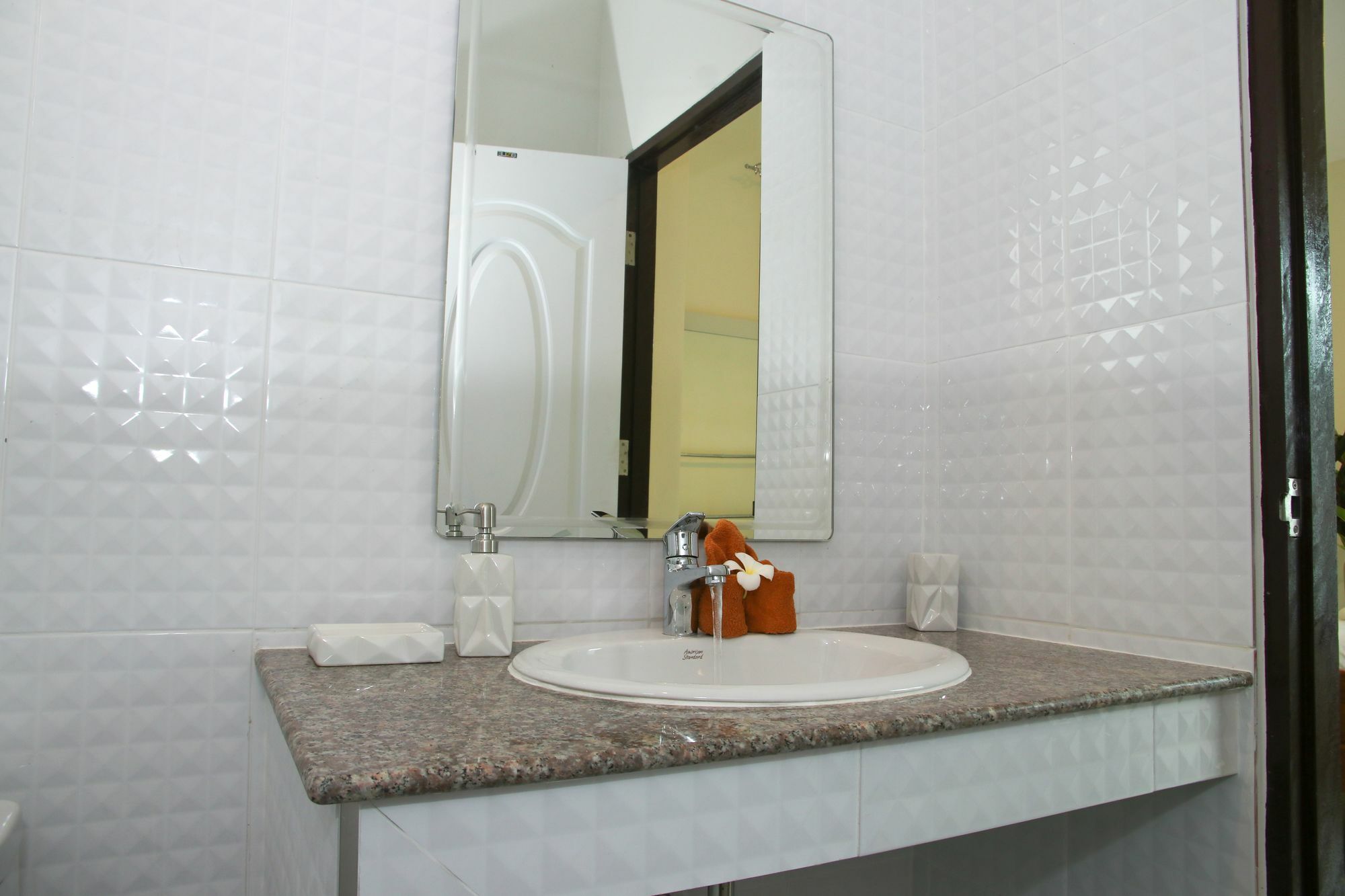 Specious Vacation Dia House 8 Minutes To Pristine Taling Ngam (Koh Samui)