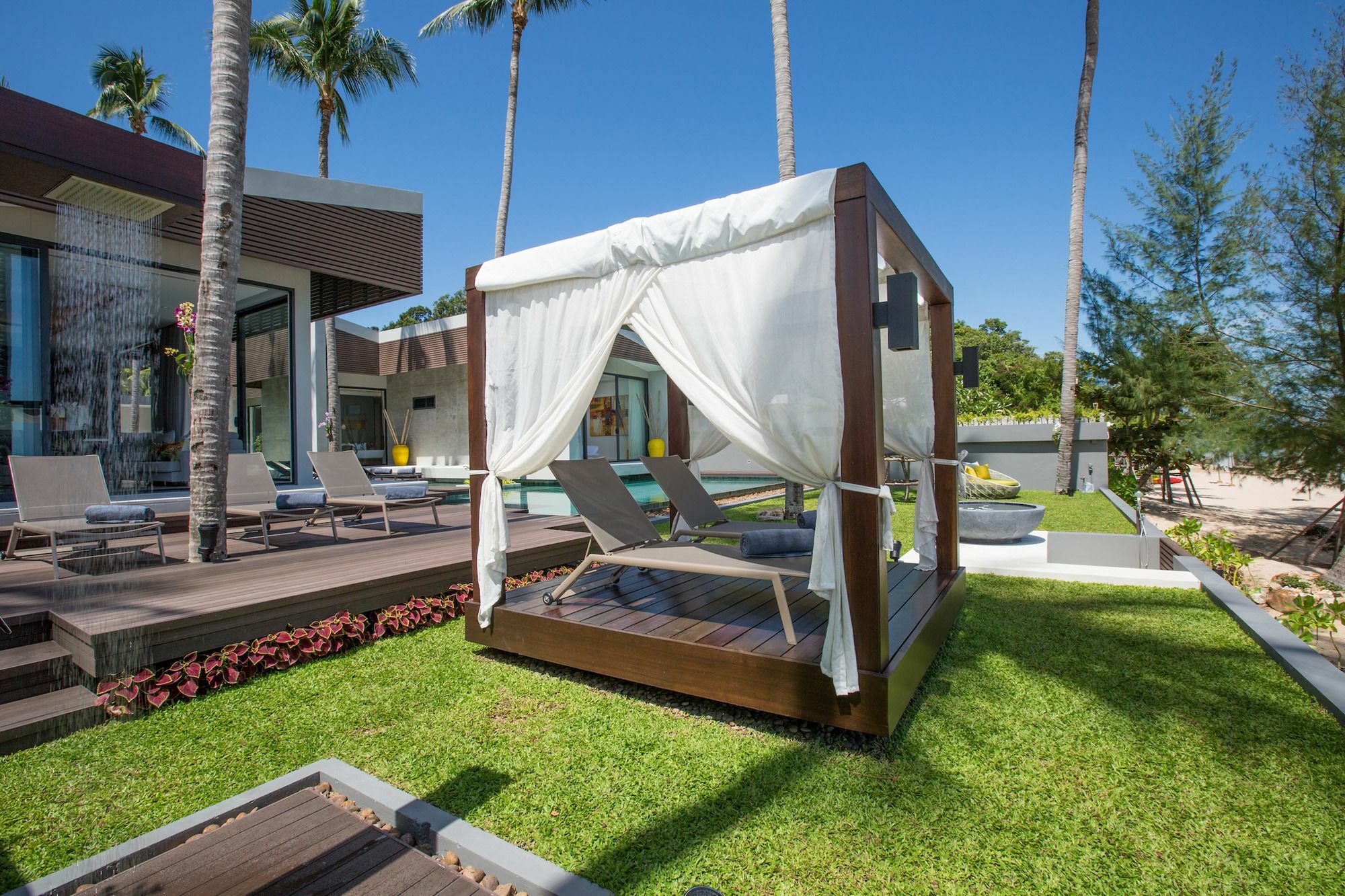 Elegant Anar 5 Bed Luxury Beachfront Near Four Seasons Pousada *