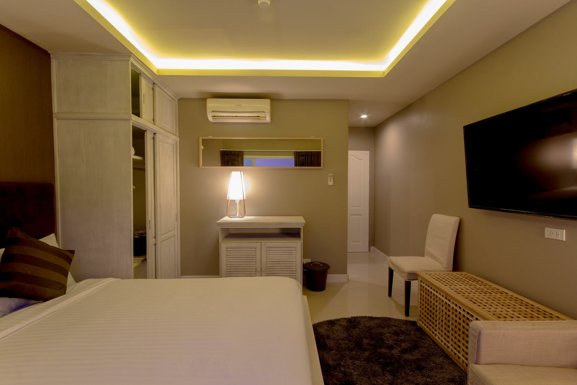 Bondi Samui Hotel 3*