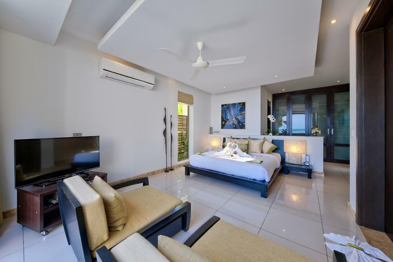Villa La Lagune Laem Set Beach
