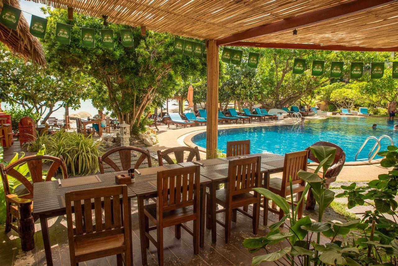Hotel Crystal Bay Yacht Club Beach