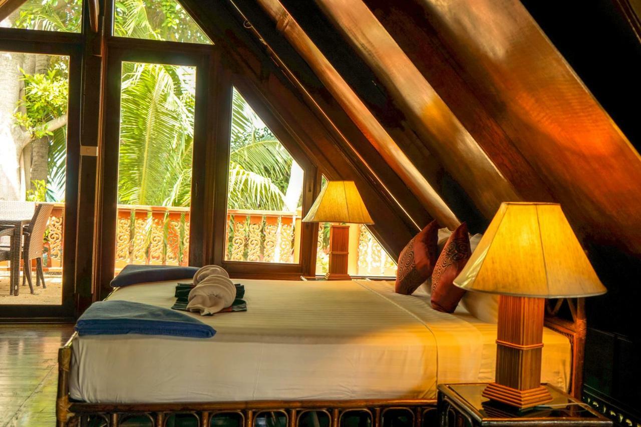 The Natives Samui Villa *