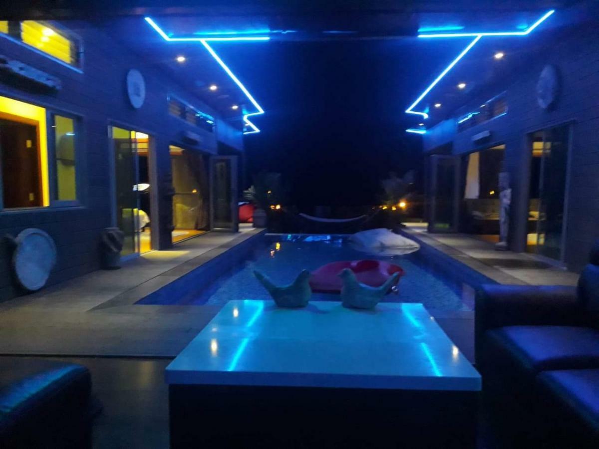 Stunning With Ocean Views And Free Car Villa