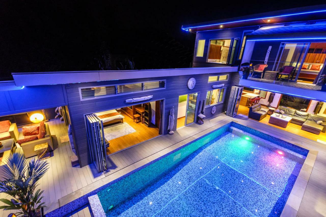 Stunning With Ocean Views And Free Car Villa