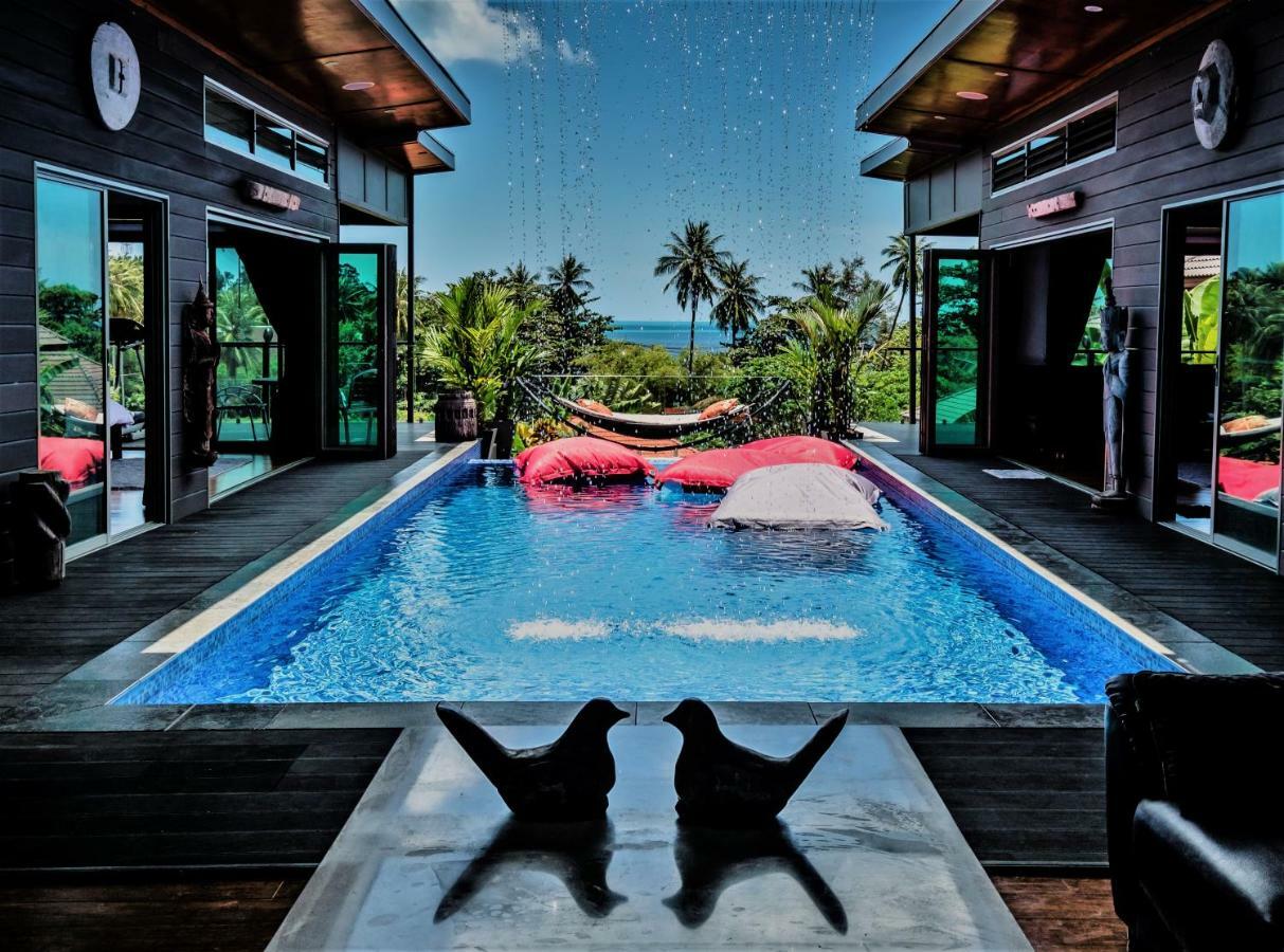 Stunning With Ocean Views And Free Car Villa
