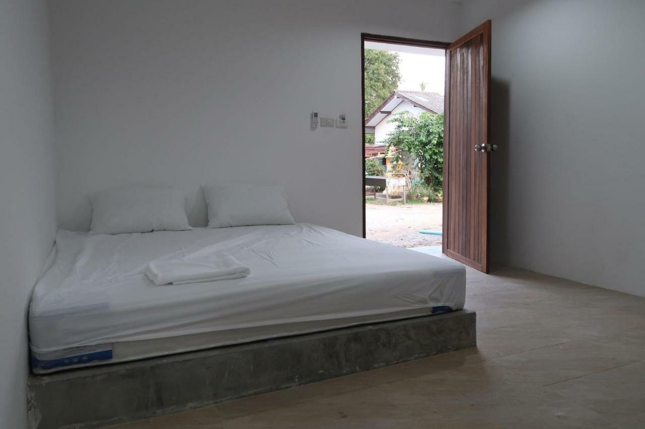 Wech Pinyo Muay Thai Guest house Lamai Beach (Koh Samui)