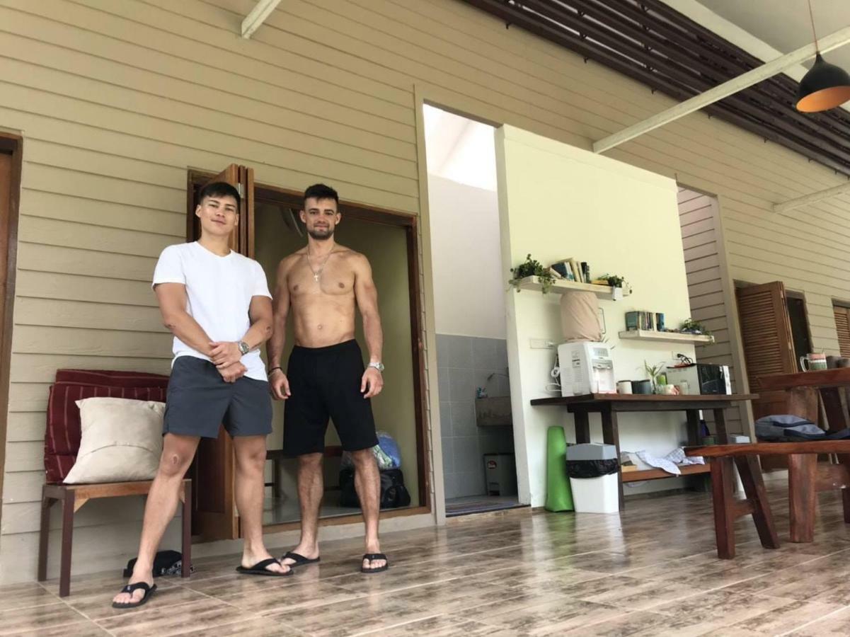Baan Hinlad And (adults Only) Hostel Lipa Noi