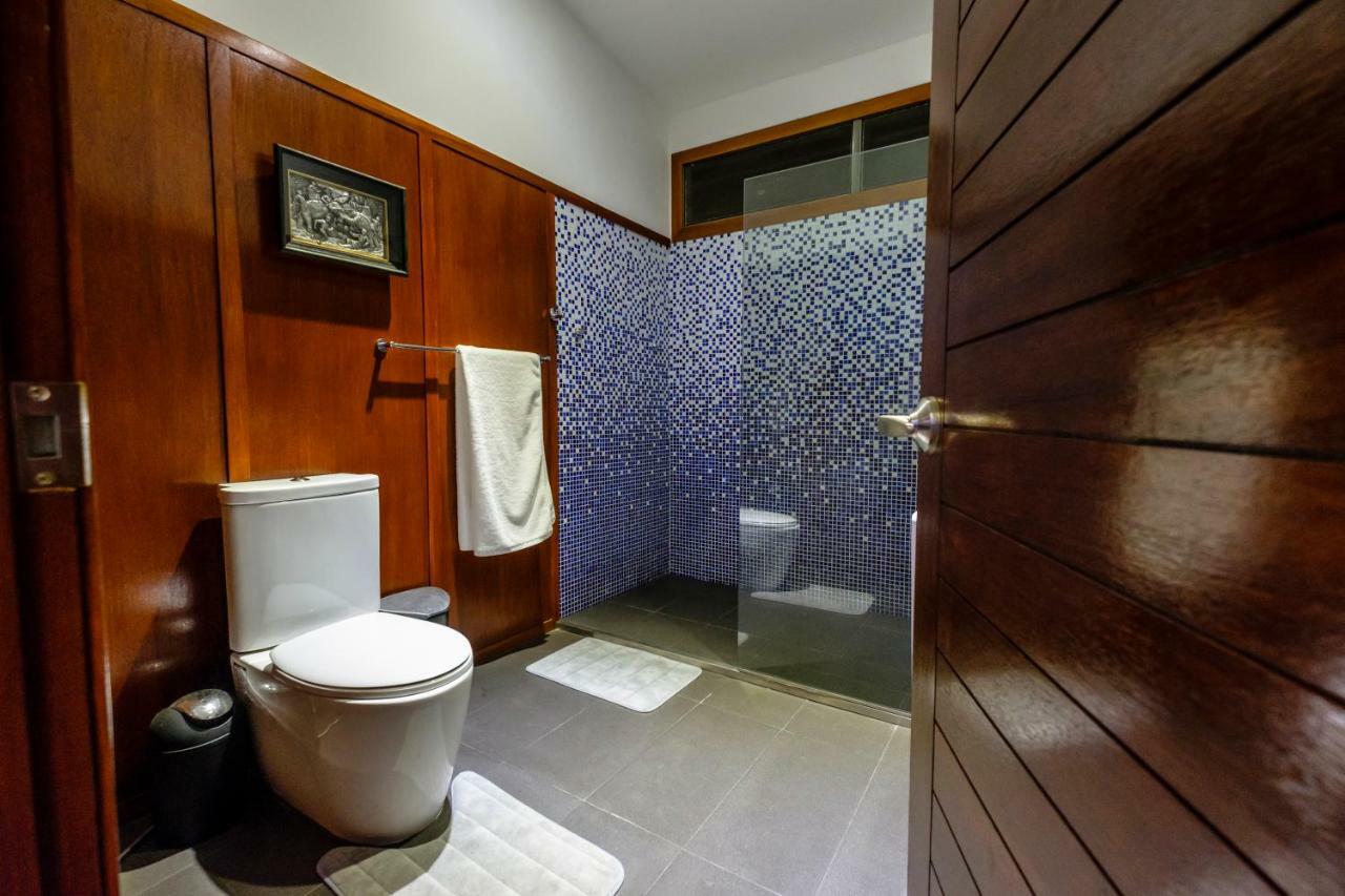 Stunning With Ocean Views And Free Car Villa *