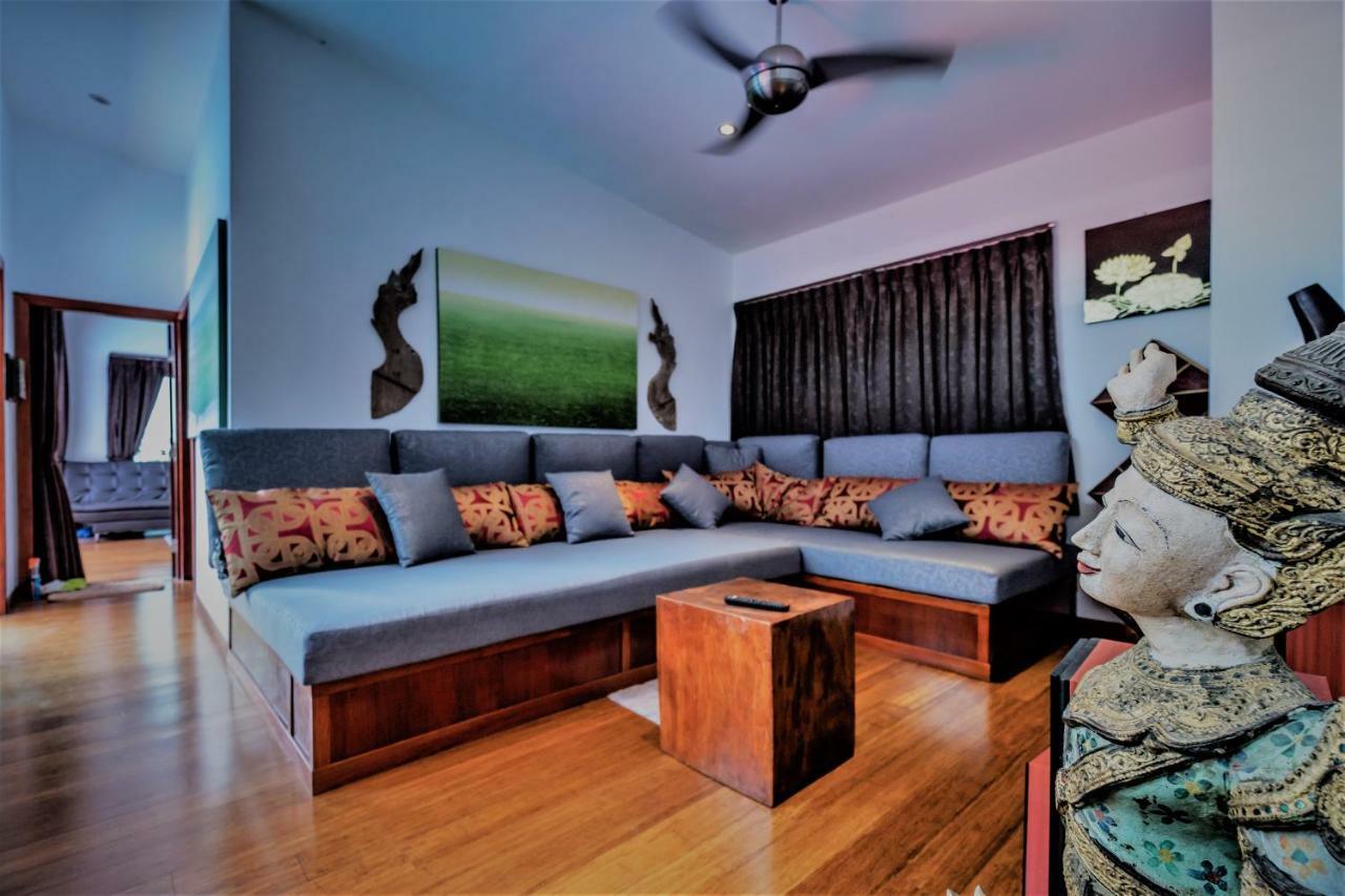 Villa Stunning With Ocean Views And Free Car