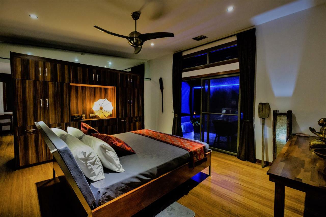 Stunning With Ocean Views And Free Car Villa *