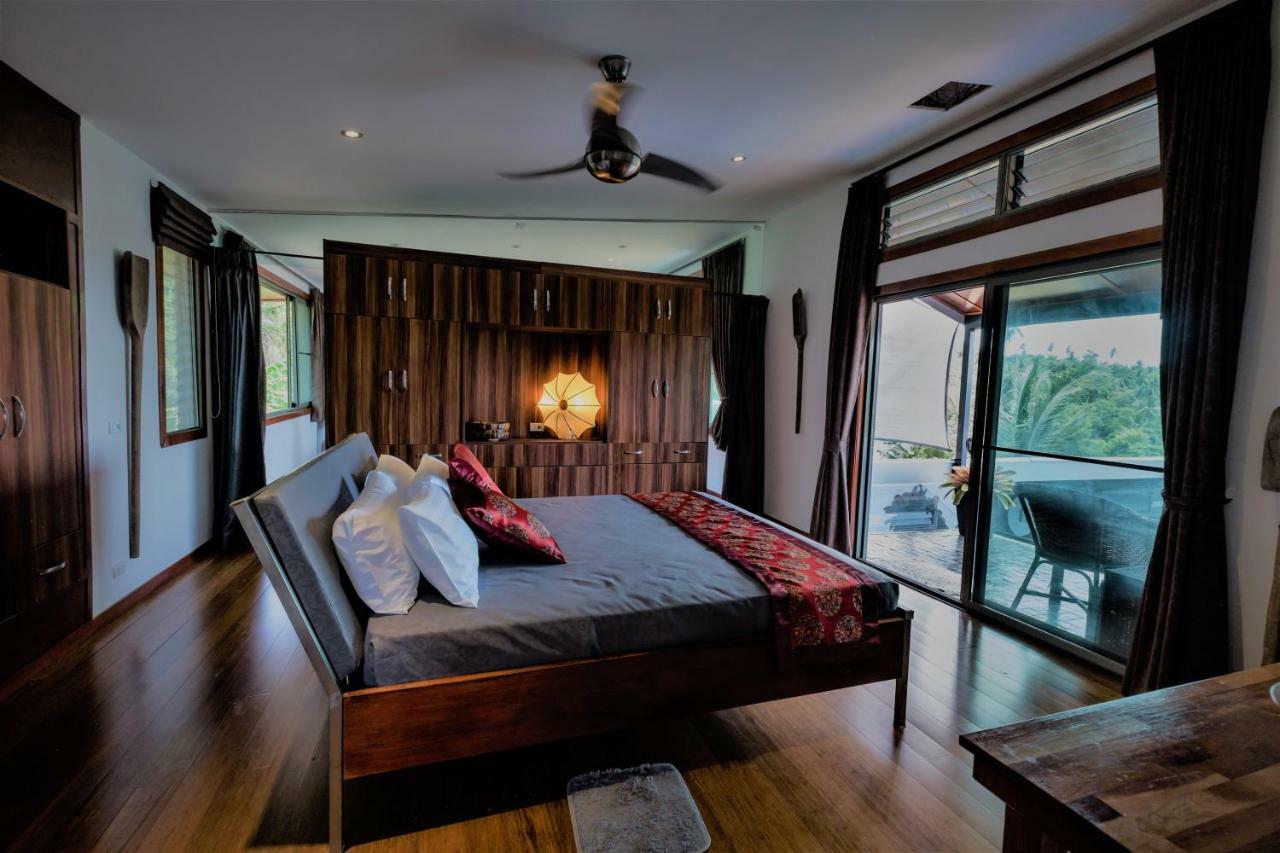 Stunning With Ocean Views And Free Car Villa *