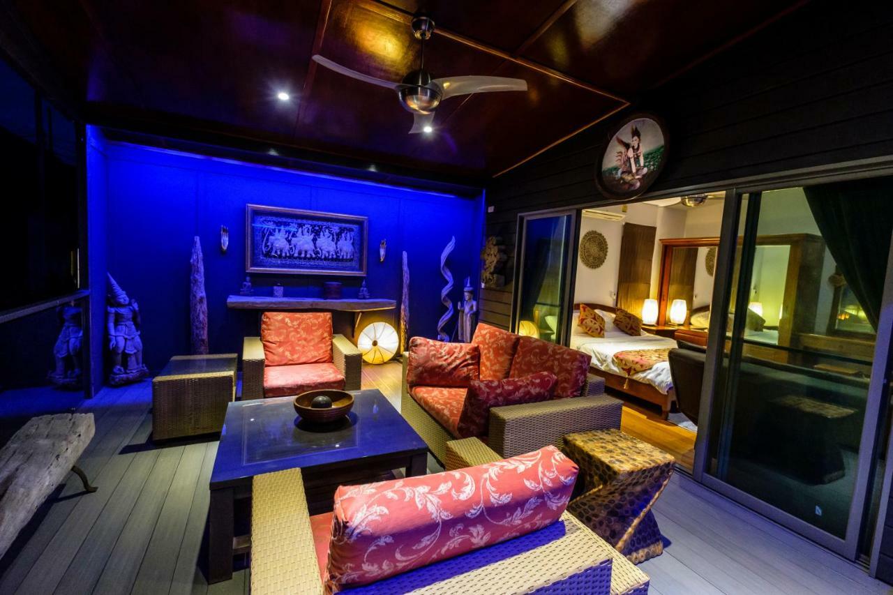 Stunning With Ocean Views And Free Car Villa