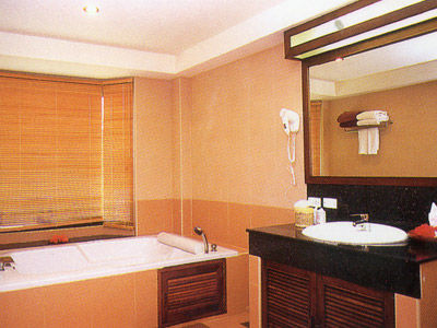 Thai Ayodhya And 3*