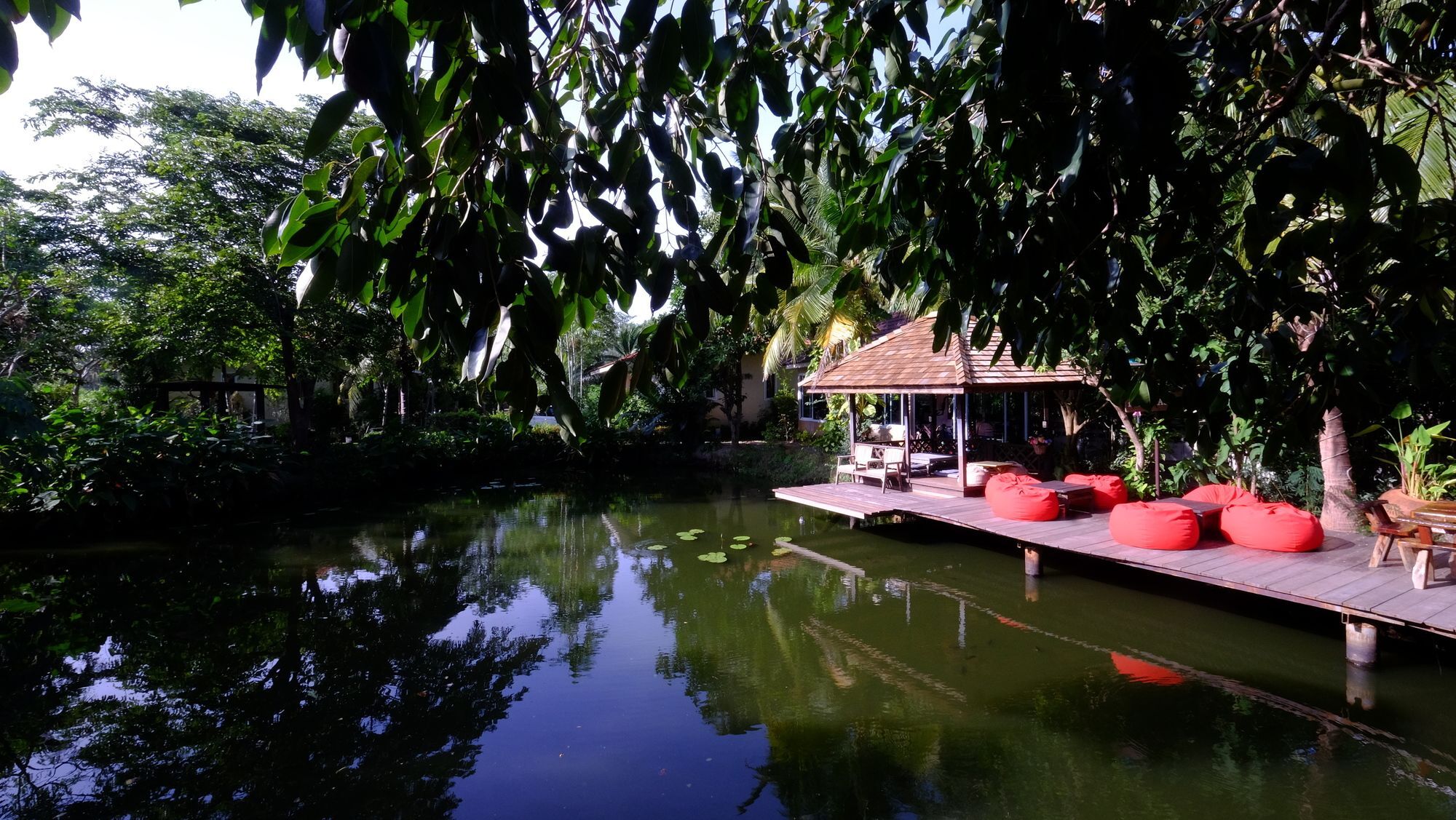 Save House Resort Mae Nam