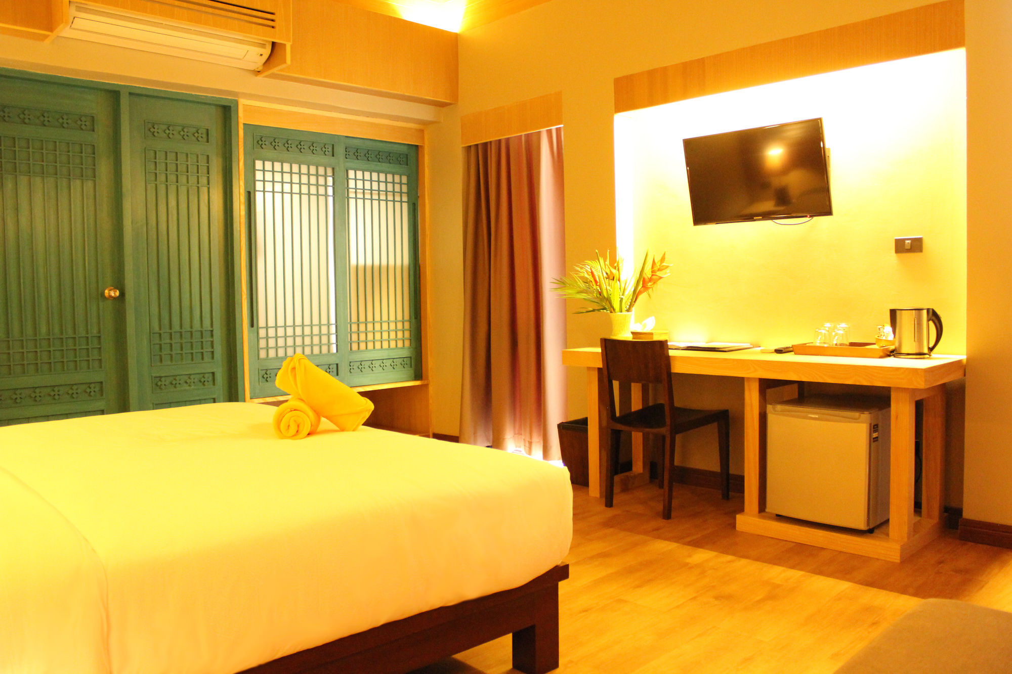Hotel By Weekender 3*