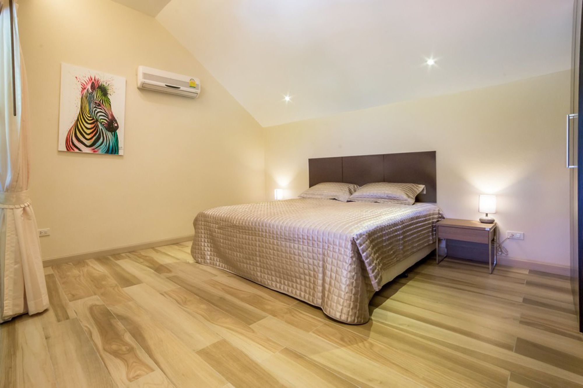 2 Bedrooms Martini * Mae Nam