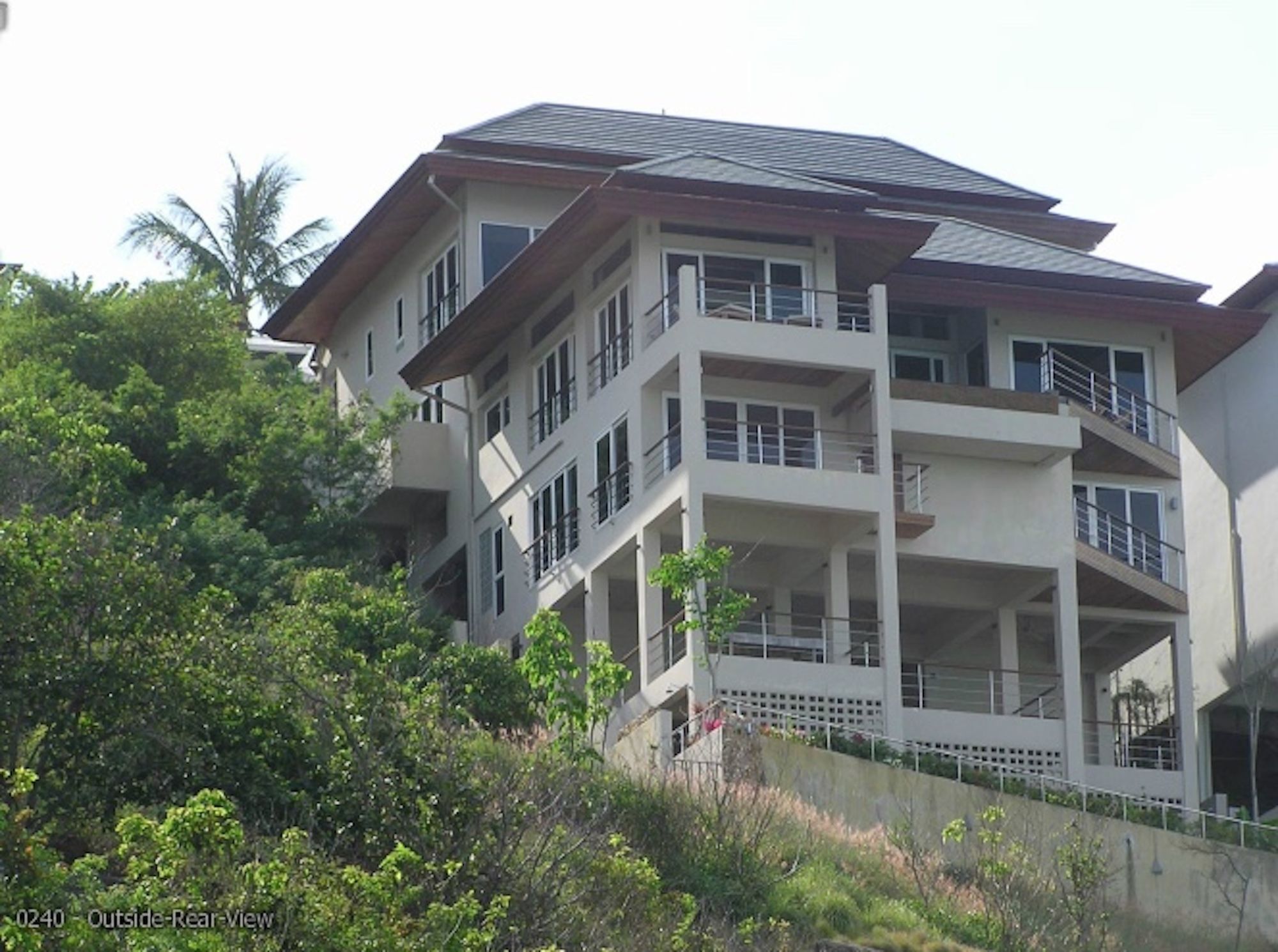 Villa 5 Bedroom Seaview Tongson Bay