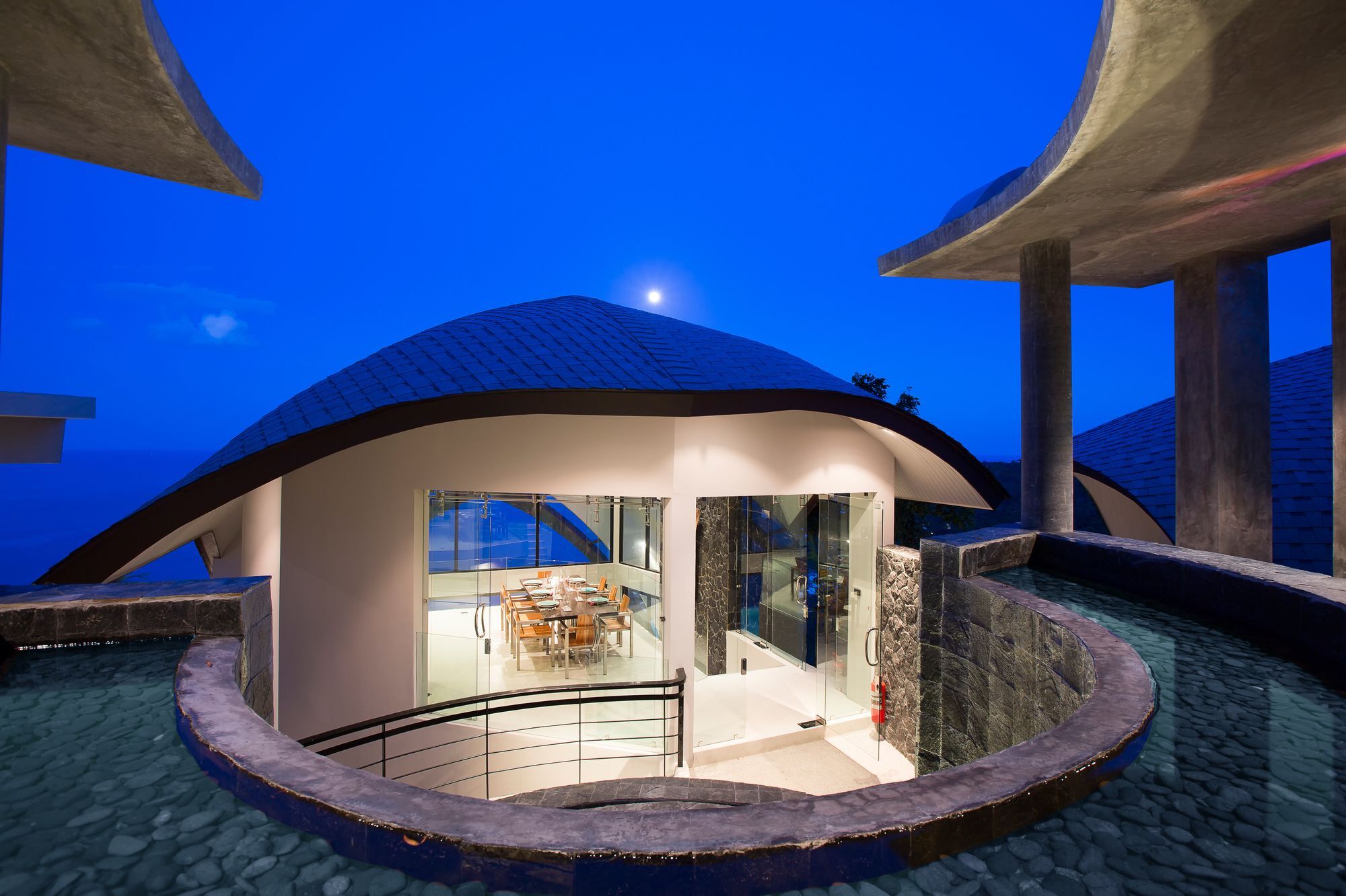 Moonshadow Villa Maret