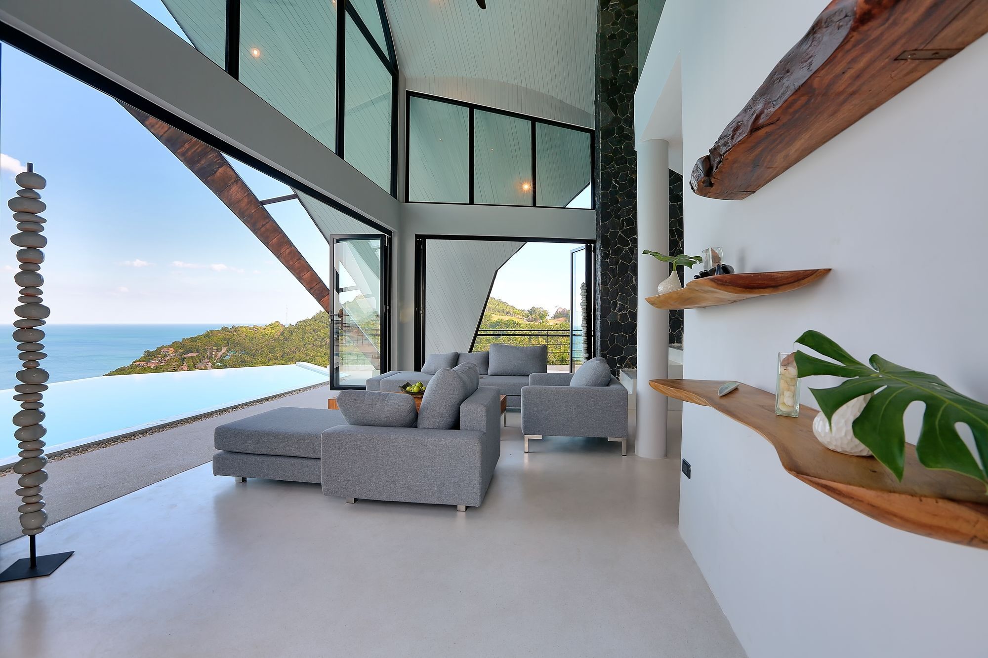 Villa Moonshadow *