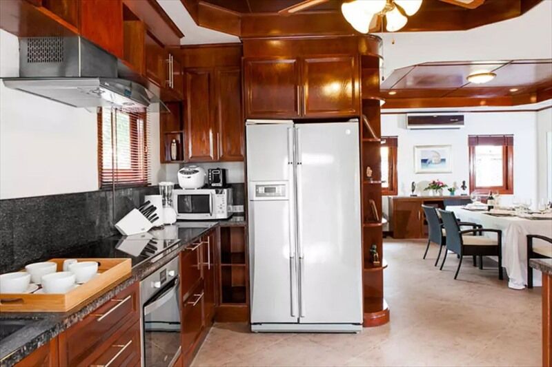 8 Bedrooms Twin In Chaweng Bophut