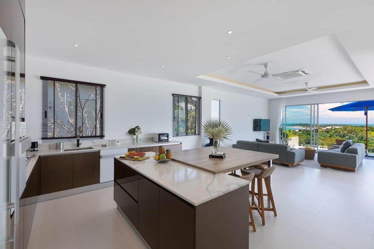 Bayside Luxury Villas: Beachfront Retreat With Sea Views