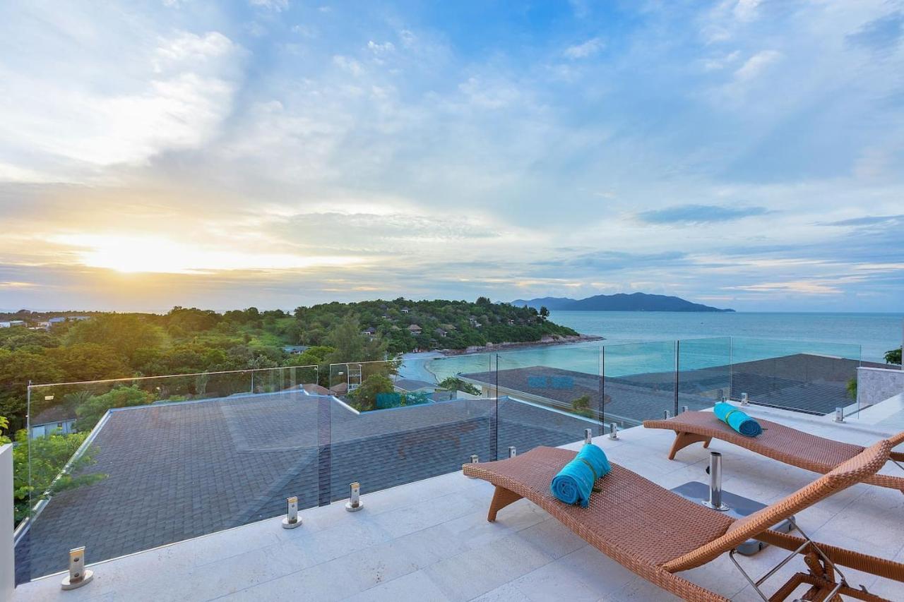 Bayside Luxury Villas: Beachfront Retreat With Sea Views Villa