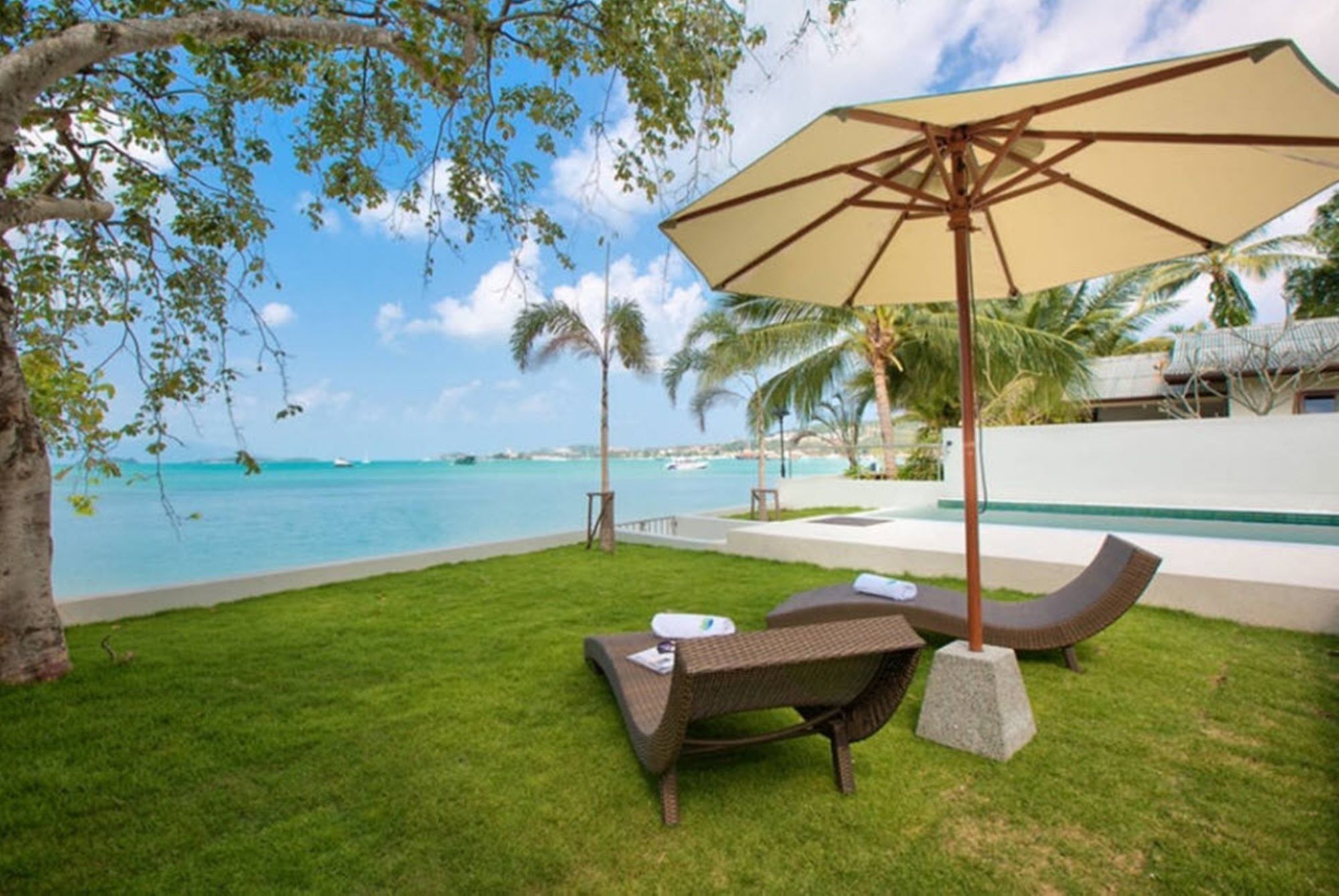 1 Bedroom Beautiful Beachfront Bang Rak Beach (Koh Samui)