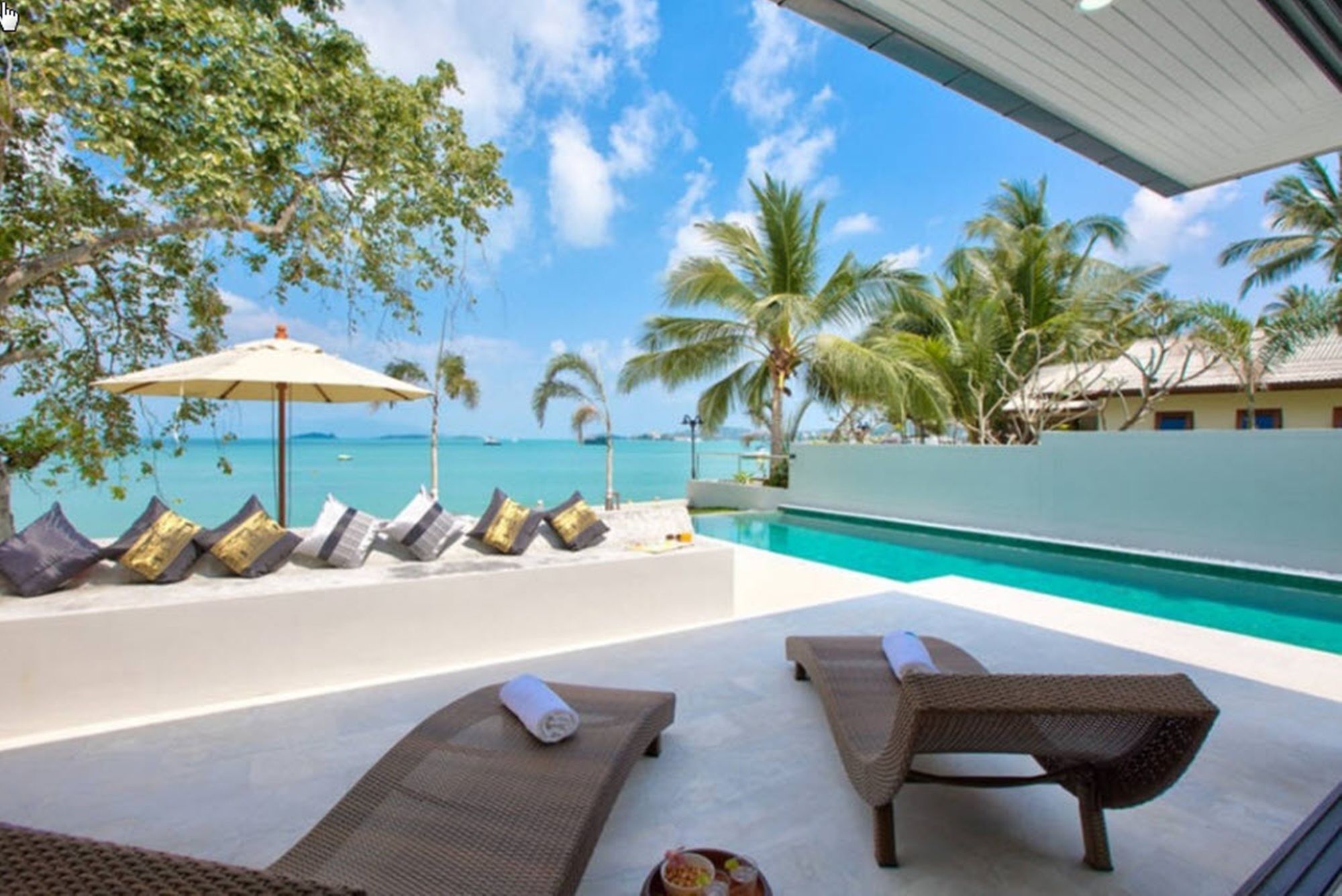 1 Bedroom Beautiful Beachfront Villa Bang Rak Beach (Koh Samui)