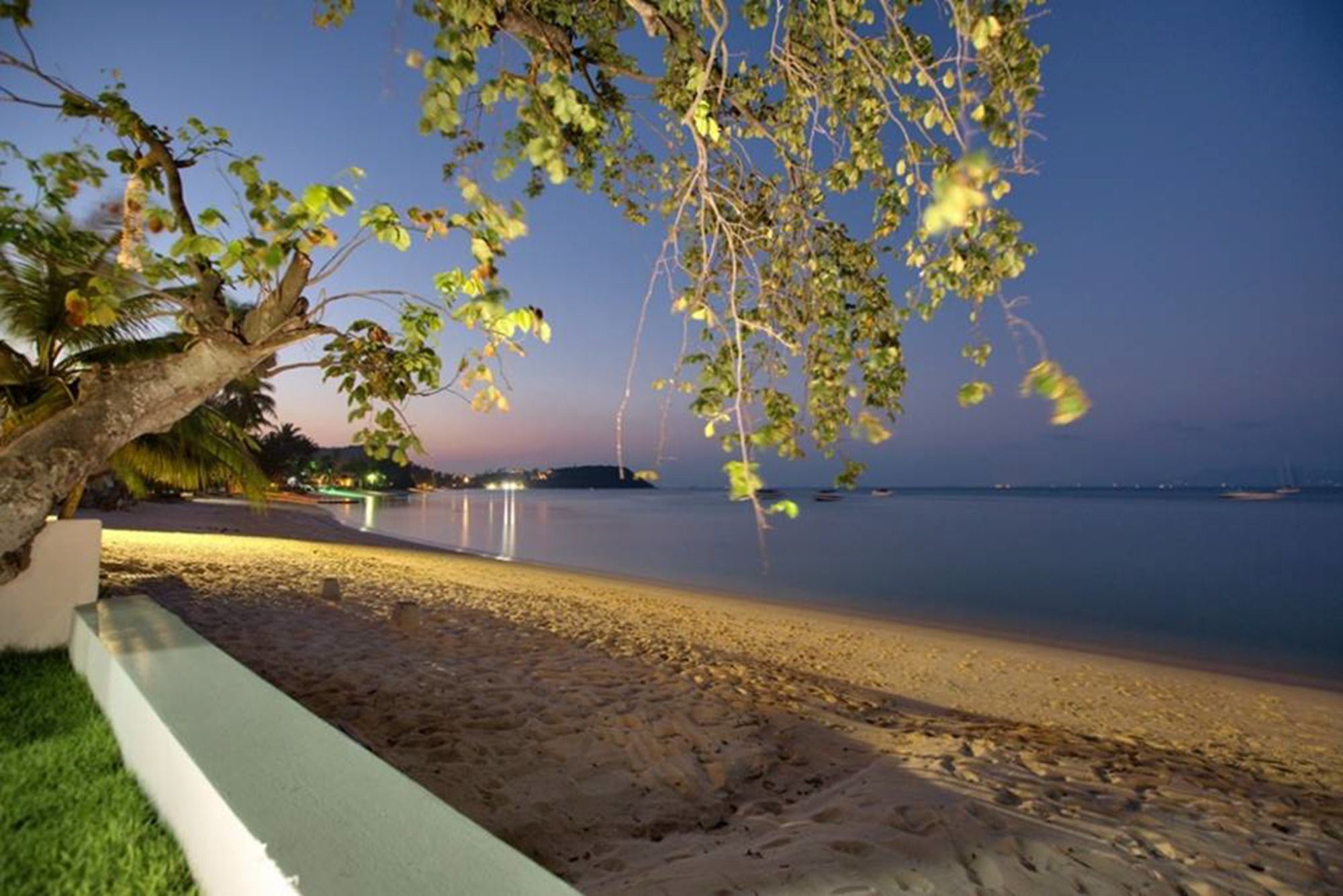 5 Bedroom Beautiful Front Bangrak Beach