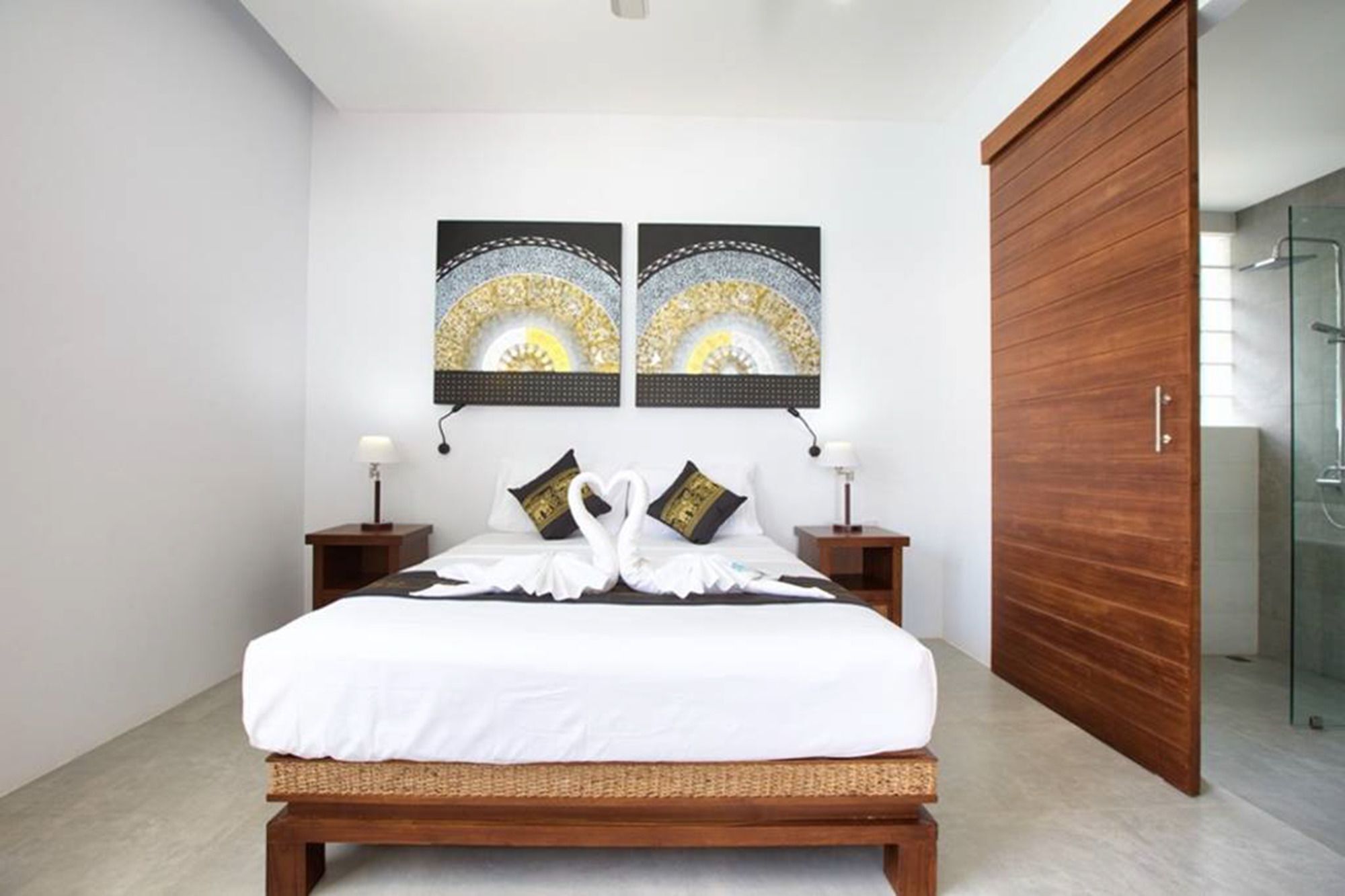 Pousada 5 Bedroom Beautiful Front Bangrak Beach
