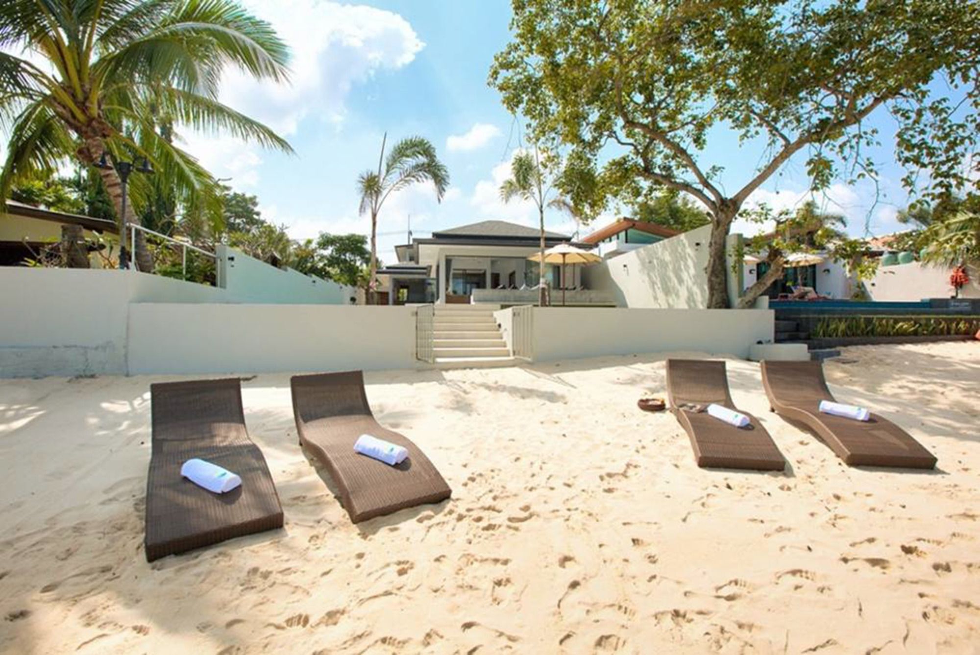 5 Bedroom Beautiful Front Bangrak Beach