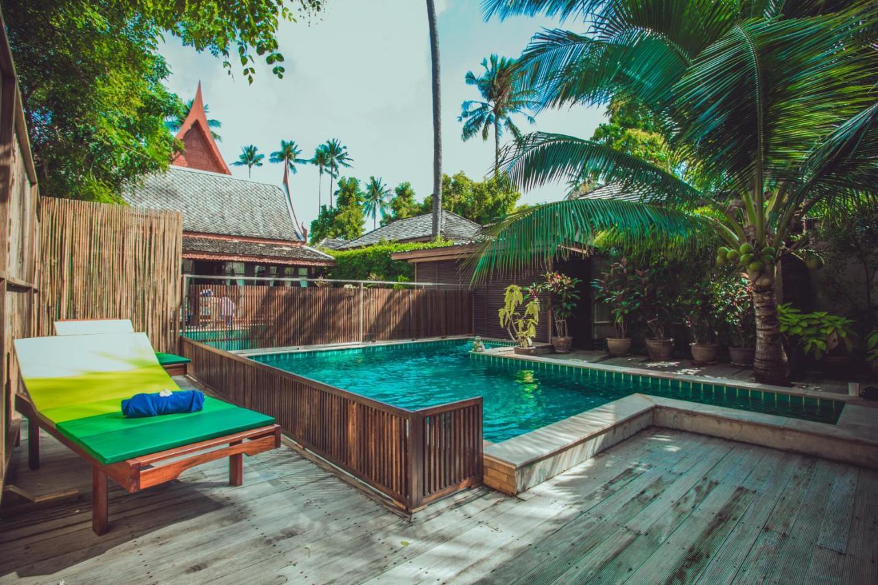 Sasitara Thai * Choeng Mon
