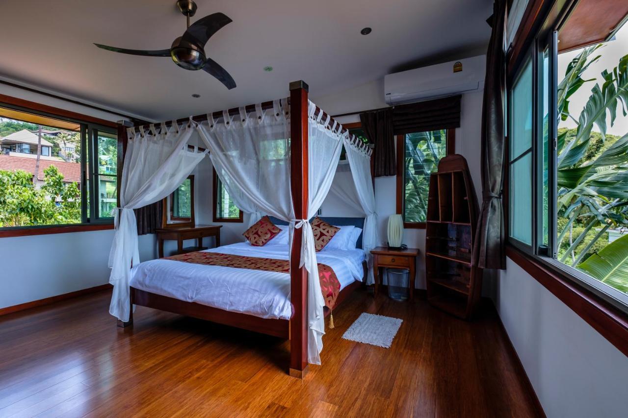 Stunning With Ocean Views And Free Car *