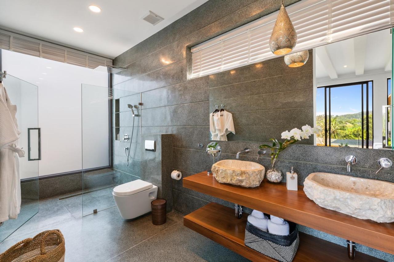 Villa Asi Chaweng 6 Bedroom Sea View