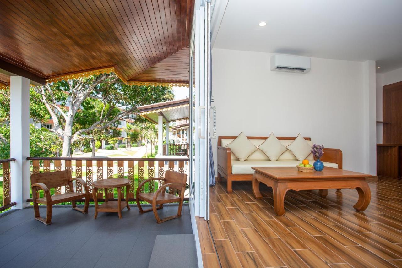 Hotel Aura Samui 4*
