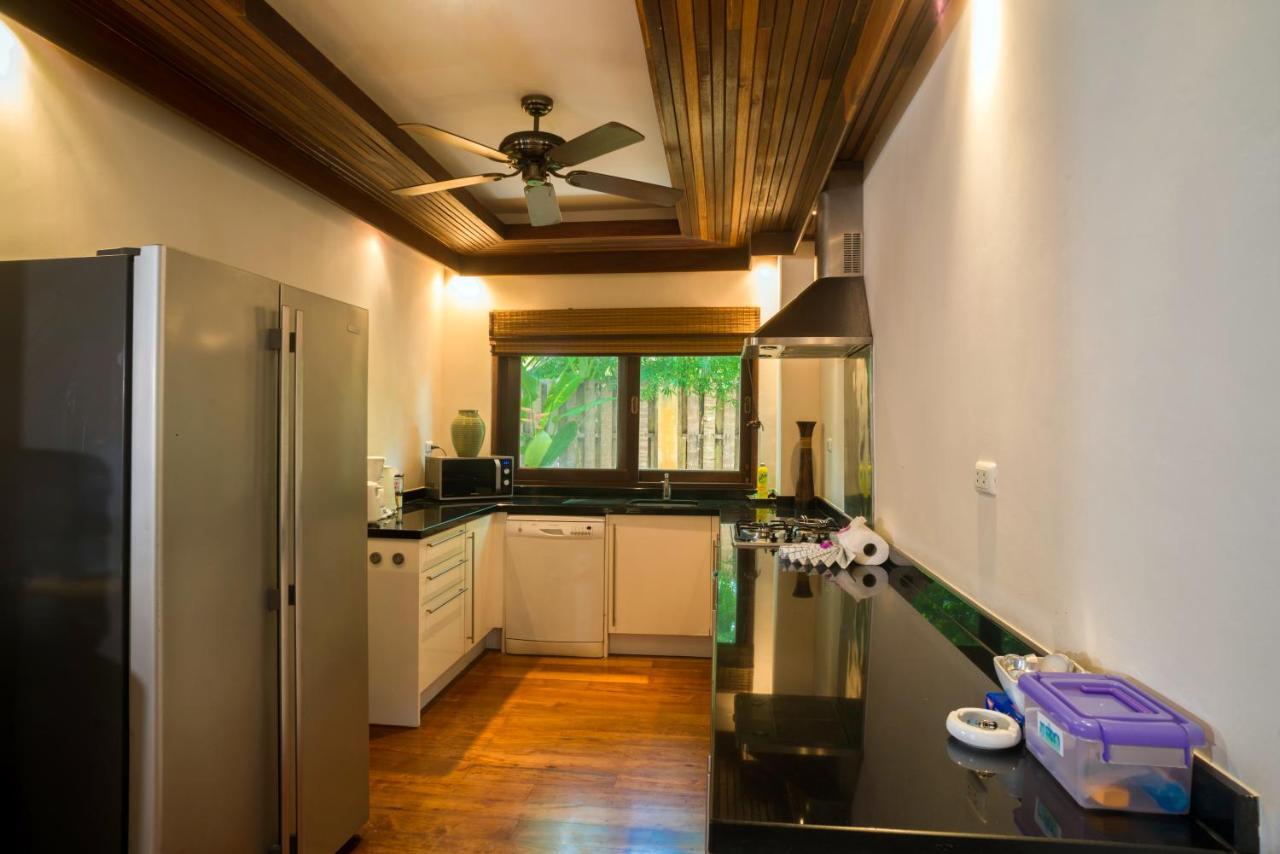 4 Bedroom Baan Banburee, Seconds From Vila *