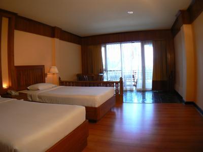 Resort Aloha 2*