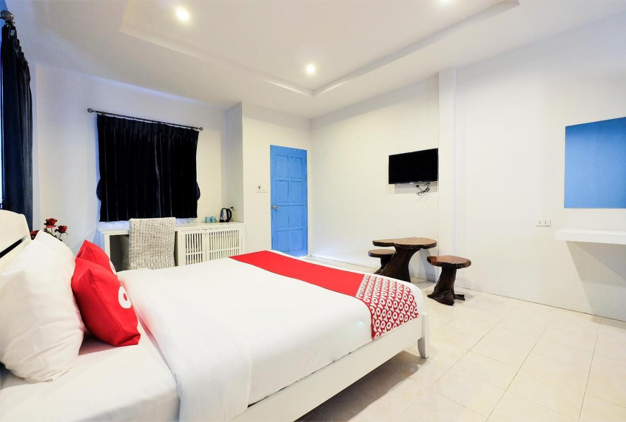Hotel March Samui Mae Nam