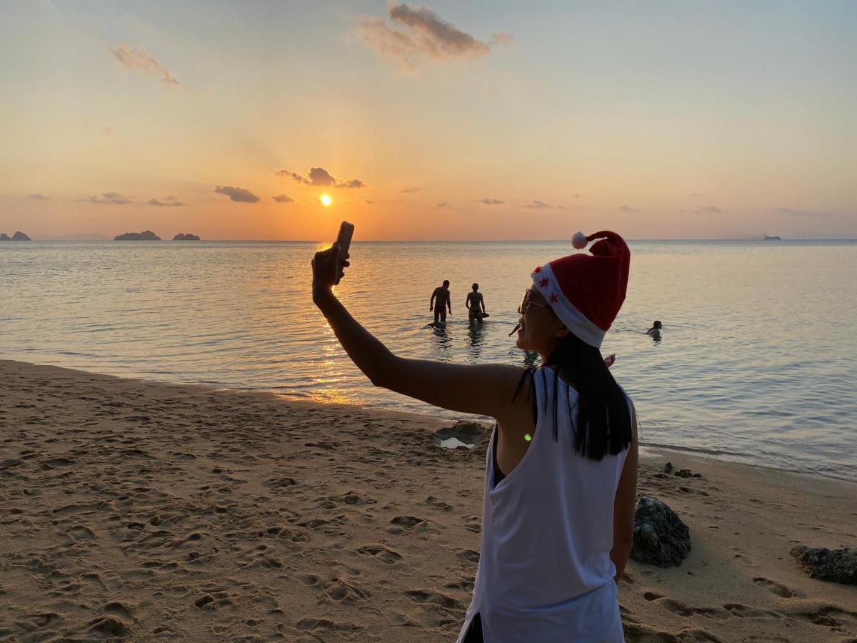 Sean Sabai E Ristobar Hébergement de vacances Taling Ngam Beach