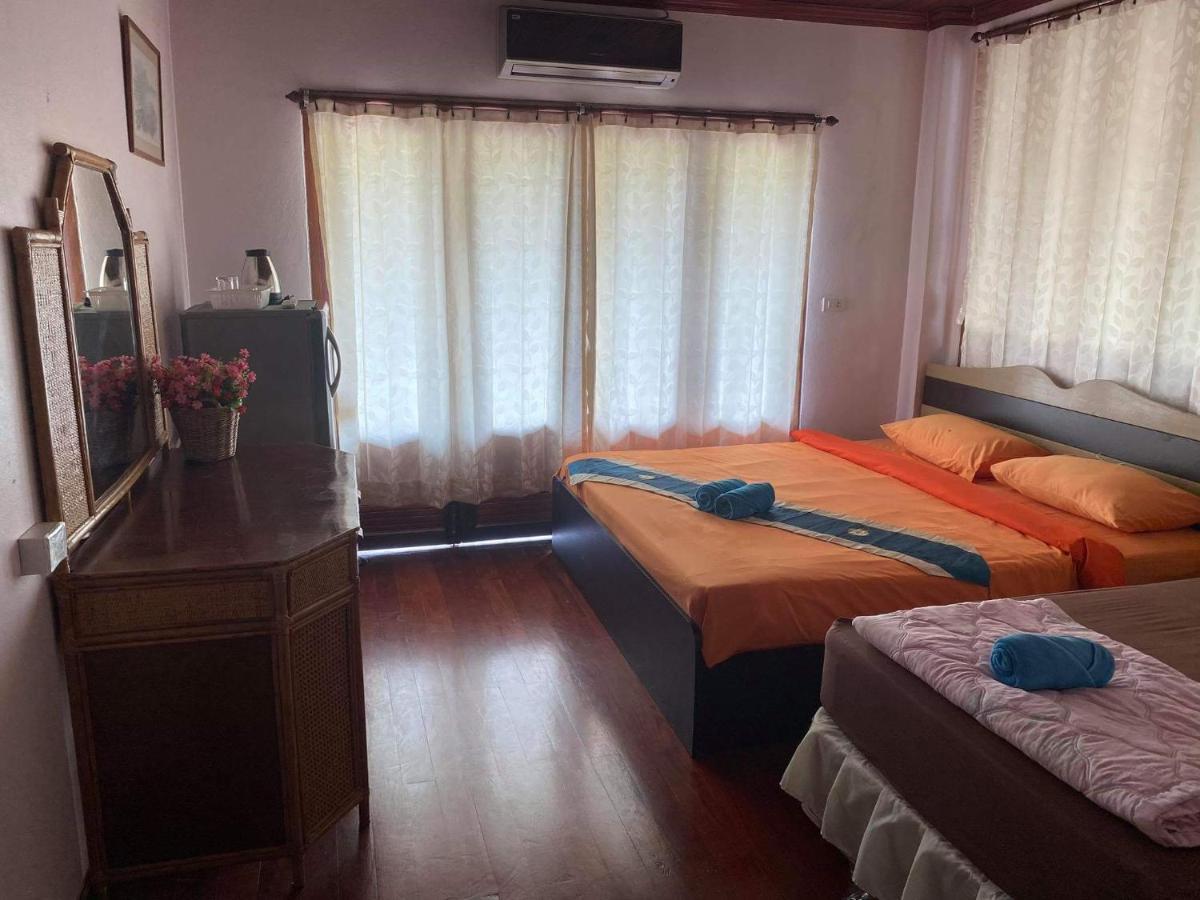 Hostel The Corner Transit Koh Samui