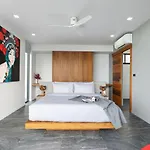 Villa Jungle, 4 Bedrooms, Amazing Sea View
