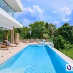 Soparadise Luxury Villa