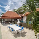 Nirvana Villa & Boutique Hotel