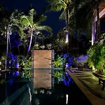 Baan Luxor Villas